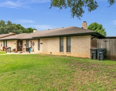 4908 Inverness Avenue - Photo Thumbnail 2