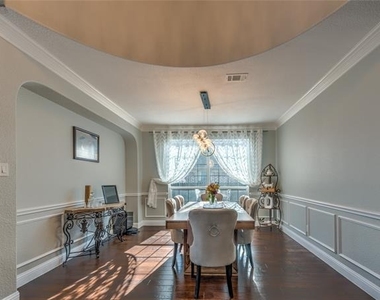 1515 Bentgrass Drive - Photo Thumbnail 5