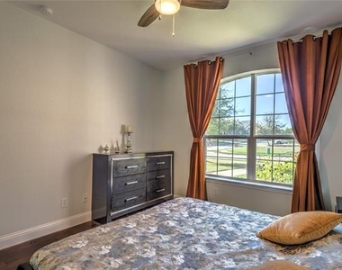 1515 Bentgrass Drive - Photo Thumbnail 4