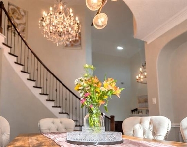 1515 Bentgrass Drive - Photo Thumbnail 7