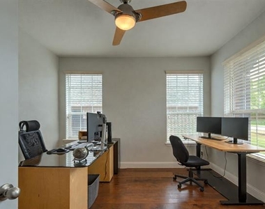 1515 Bentgrass Drive - Photo Thumbnail 2