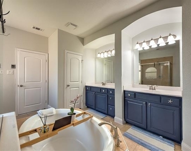 1515 Bentgrass Drive - Photo Thumbnail 19
