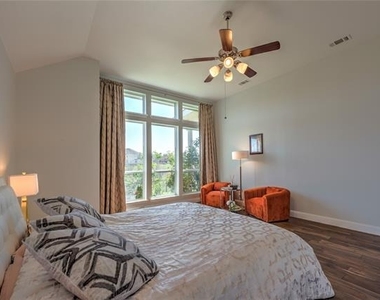 1515 Bentgrass Drive - Photo Thumbnail 16