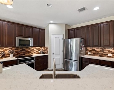 2129 Megan Creek Drive - Photo Thumbnail 10