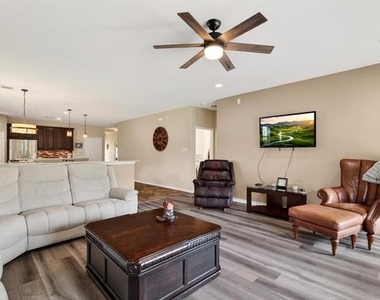 2129 Megan Creek Drive - Photo Thumbnail 19