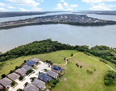 2129 Megan Creek Drive - Photo Thumbnail 35