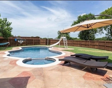 11604 Woodland Way - Photo Thumbnail 31