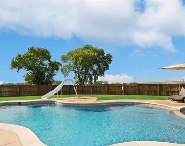 11604 Woodland Way - Photo Thumbnail 30