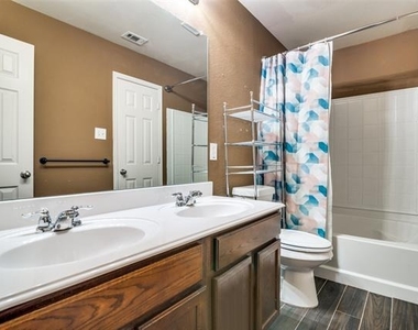 707 Windflower Drive - Photo Thumbnail 6