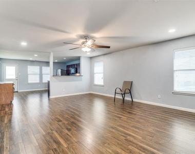 707 Windflower Drive - Photo Thumbnail 2