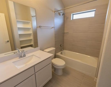 3609 Hollow Pine Drive - Photo Thumbnail 18