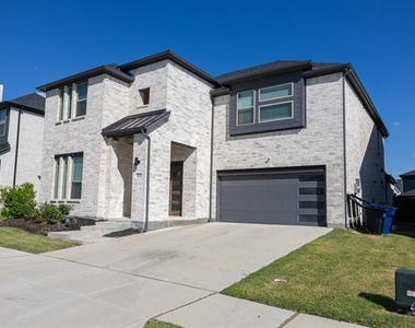 3609 Hollow Pine Drive - Photo Thumbnail 3