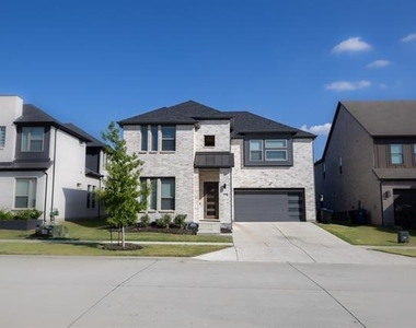 3609 Hollow Pine Drive - Photo Thumbnail 2