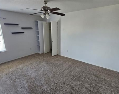 6416 Marvin Gardens - Photo Thumbnail 10