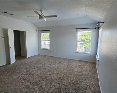 6416 Marvin Gardens - Photo Thumbnail 19
