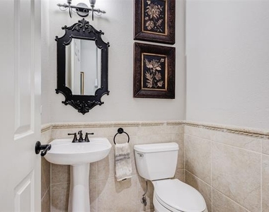 2045 Mason Drive - Photo Thumbnail 9