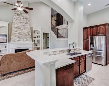2045 Mason Drive - Photo Thumbnail 2