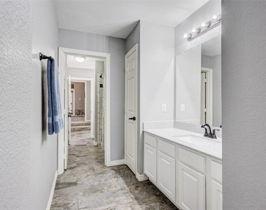 2045 Mason Drive - Photo Thumbnail 17