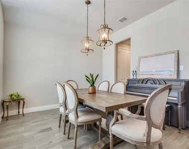 9759 Hickory Hill Road - Photo Thumbnail 13