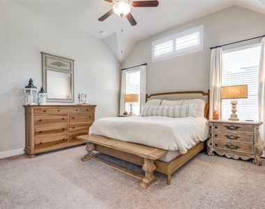 9759 Hickory Hill Road - Photo Thumbnail 16