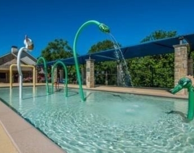 708 Creekside Drive - Photo Thumbnail 22