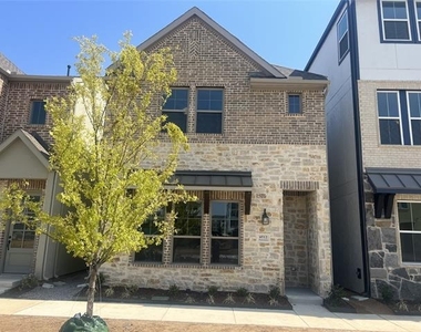 4512 Ward Street - Photo Thumbnail 1
