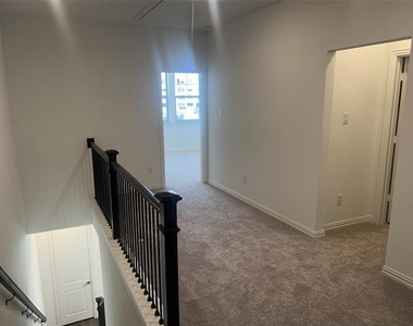4512 Ward Street - Photo Thumbnail 18