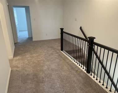 4512 Ward Street - Photo Thumbnail 20