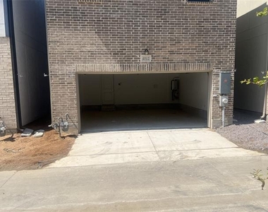 4512 Ward Street - Photo Thumbnail 15