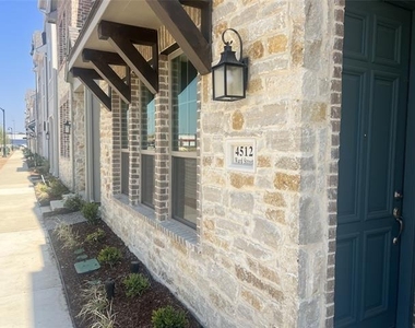 4512 Ward Street - Photo Thumbnail 2