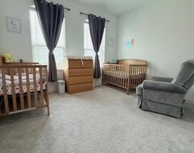 2109 Brownwood Street - Photo Thumbnail 9
