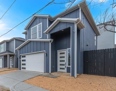 2806 Chicago Street - Photo Thumbnail 1