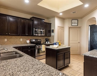 509 Vidalia Court - Photo Thumbnail 8