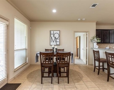 509 Vidalia Court - Photo Thumbnail 12
