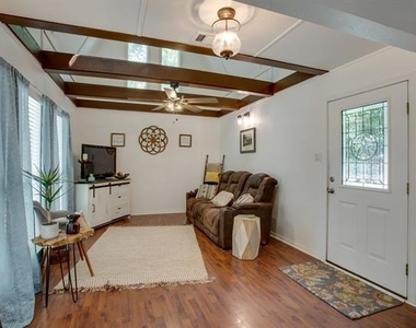 137 Oak Haven Drive - Photo Thumbnail 9