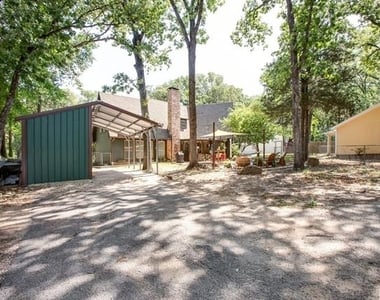 137 Oak Haven Drive - Photo Thumbnail 6