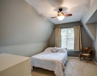 137 Oak Haven Drive - Photo Thumbnail 30
