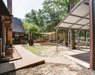 137 Oak Haven Drive - Photo Thumbnail 4