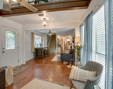 137 Oak Haven Drive - Photo Thumbnail 11