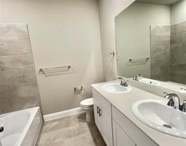 1409 Winters Way - Photo Thumbnail 5