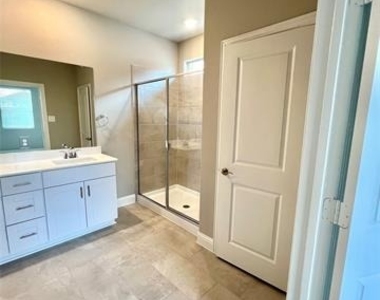 1409 Winters Way - Photo Thumbnail 16