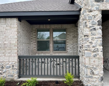 1409 Winters Way - Photo Thumbnail 1