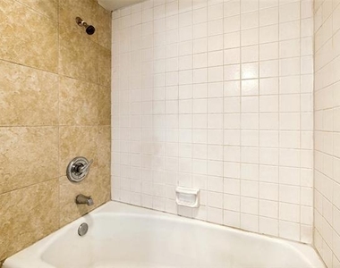 3611 Stables Lane - Photo Thumbnail 20
