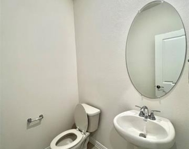 6208 Timberhurst Drive - Photo Thumbnail 9