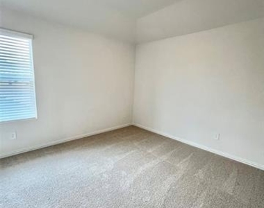 6208 Timberhurst Drive - Photo Thumbnail 15