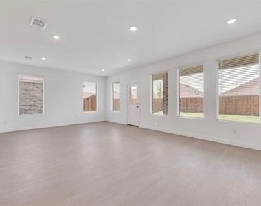 1316 Francesca Drive - Photo Thumbnail 1