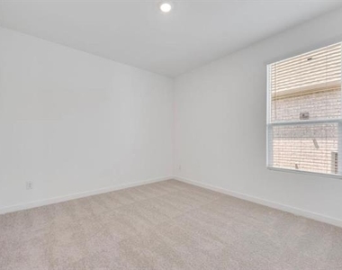 1316 Francesca Drive - Photo Thumbnail 6