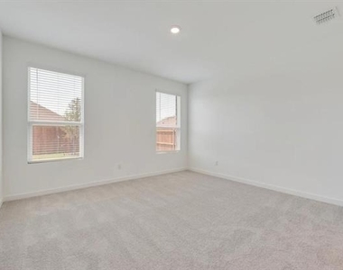 1316 Francesca Drive - Photo Thumbnail 10