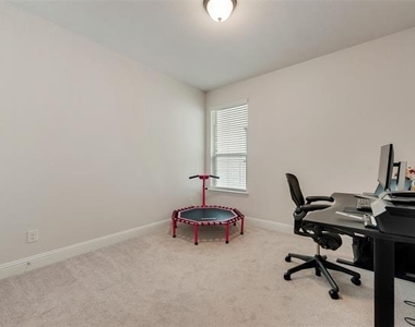 3314 Mattie Grey Lane - Photo Thumbnail 15