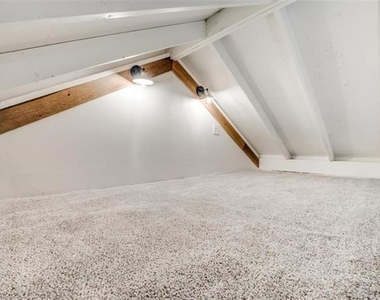 122 Allen Street - Photo Thumbnail 7